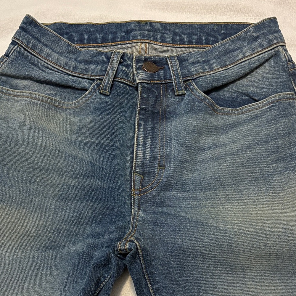 imogene + willie Women's Blue Straight Jeans
